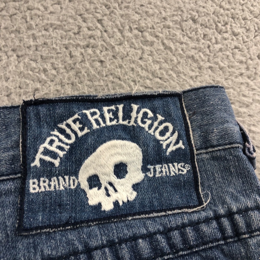 Vintage True Religion Jeans Mens 42x34 Blue Y2K Straight Skull Patch Made In USA - Picture 6 of 15